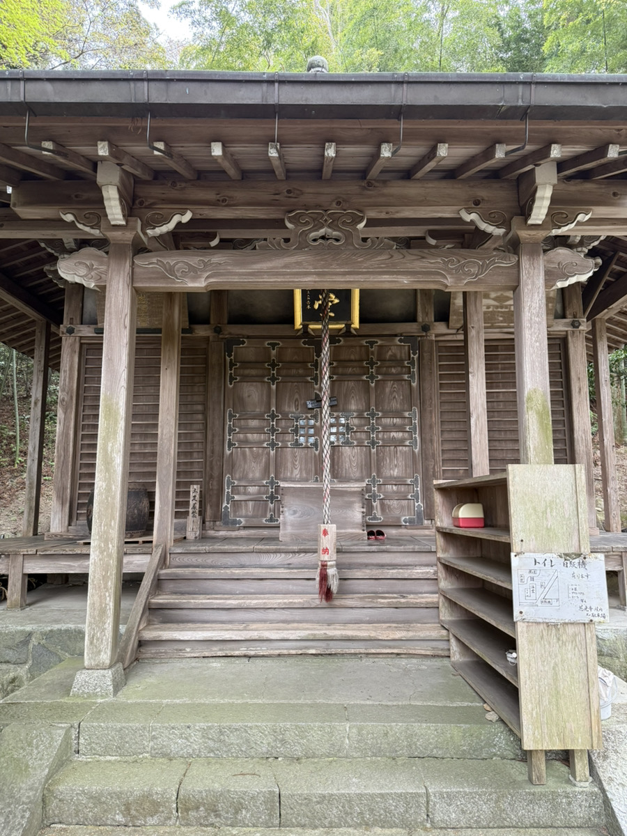 お寺様と連携した供養の様子