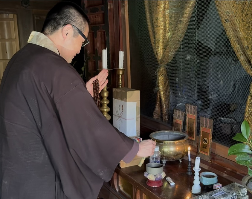仏壇処分の費用｜供養・お焚き上げのご相談は【モノピック】